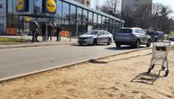 Evakuisan Lidl na Konjarniku zbog lažne dojave o bombi: Fotografije i video sa lica mesta