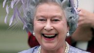 Kraljičin svadbeni poklon vredan 6 miliona, koji s ponosom nosi, u žiži zbog "krvave priče"