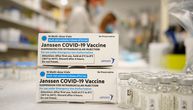 SAD pozivaju na hitnu pauzu upotrebe vakcine "Džonson i Džonson": Krvni ugrušci kod 6 pacijenata