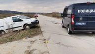 Sudar marice i kombija kod Leskovca: Jedno vozilo sletelo u jarak, povređeni pripadnici MUP-a
