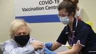 Boris Džonson se vakcinisao protiv korona virusa: "Ništa nisam osetio"