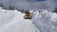 Sneg u Ivanjici konačno prestao da pada: Neki putni pravci i pored teške mehanizacije i sad zavejani