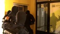 Komšijama bilo sumnjivo, ali niko nije prijavio: Šta se dešavalo u salonu, čiji je vlasnik uhapšen