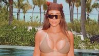 Kim Kardašijan fotkama u bikiniju "zapalila" internet: Za nekoliko sati prikupila 3 miliona lajkova