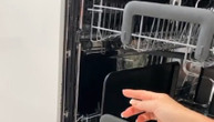 Tepsije i veliki lonci uglavnom ne mogu da stanu u mašinu za sudove: Uz ovaj trik rešićete problem
