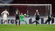 Tadić amaterski izveo penal, umesto heroja postao tragičar: Ajaksov horor kraj meča protiv Rome