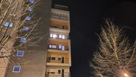 U ovoj zgradi na Novom Beogradu trenutno se prodaje 7 stanova od 49.000 do 105.000 €: Kraj je poznat