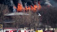 Vatrogasci se bore sa vatrenom stihijom: Požar u Sankt Peterburgu guta 10.000 kvardrata, ima mrtvih