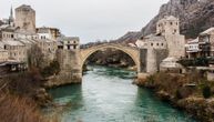 Bura odnela deo krovne konstrukcije s crkve u Mostaru: Zbog nevremena saobraćaj otežan širom BiH