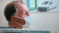 Nišlija primio "Rajfajzen" vakcinu: Hiljade su videle gaf simpatičnog gospodina i svi umiru od smeha