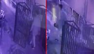 Snimak sramne krađe u Nišu: Muškarac upao u dvorište u centru grada i ukrao dečije igračke