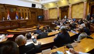 Predsednik Srbije sa opozicijom u subotu u parlamentu