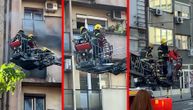 Iz požara evakuisano i dvoje dece: Potresne scene u Sarajevskoj