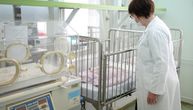 Institut za neonatologiju skoro pa popunjen: Najmanja beba ima 400 grama, neke ostanu tu i do godinu dana