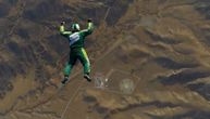 Nije Hi-Tech, ali skok sa 7.620 metara bez padobrana, pored tehnike, zahteva i veliku hrabrost