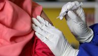 Velika Britanija počinje od septembra sa davanjem treće doze vakcine protiv korone