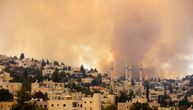 Gori predgrađe Jerusalima: Evakuisani stanari, sumnja se da je požar podmetnut