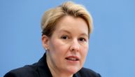 Skandal u Nemačkoj: Oduzet doktorat plagijat bivšoj ministarki