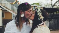 Na medenom mesecu priznao supruzi da se oseća kao žena: Sada se ponovo venčavaju