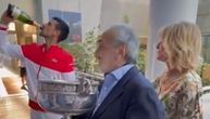 Toči se šampanjac u Parizu: Najbolji teniser sveta glamurozno proslavio trofej na Rolan Garosu