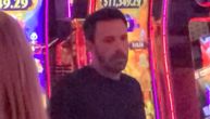 Isplivale fotografije Bena Afleka sa "taštom" u kazinu: Nije ni čudo što obožava majku Džej Lo