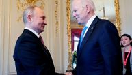 Ko se više smeškao, a ko je zauzeo "mačo stav": Stručnjaci analizirali govor tela Bajdena i Putina