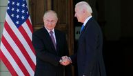 Kristalni bizon, duplo rukovanje, puškice i "on": Po čemu je susret Bajdena i Putina bio jedinstven?