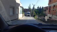 Kamion zaglavljen u Beogradu, vozio ulicom širokom za jedan auto: Da li su oni odgovorni za gužve?