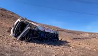 Stravična saobraćajka u Peruu: Autobus se survao niz liticu visoku 250 metara, poginulo 27 rudara