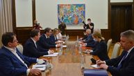 Vučić sa ruskim diplomatom: Dogovoriti posetu predsednika Putina