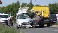Prve slike nesreće na pruzi kod Šapca: Auto na koji je naleteo voz potpuno smrskan, preminuo vozač