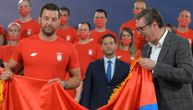 Vučić uručio zastavu Filipoviću, pa se obratio džudistkinjama koje mogu na tzv. Kosovo u Tokiju