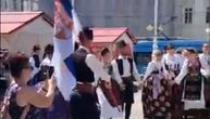 Serbs danced traditional folk dance in central Zagreb: Serbian flags flutter, citizens film them