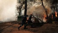 Veliki požar bukti na Eviji: Evakuišu se građani, vatrena stihija se širi brzo zbog snažnog vetra