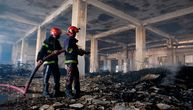 Potresne scene iz fabrike gde je izgorelo 52 ljudi: Ljudi spas tražili na krovu, vlasnik uhapšen