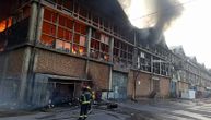 Lokalizovan veliki požar na Dorćolu, koji se gasio i sa vode: Strahovalo se od opasnih materija