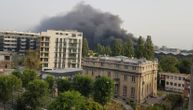 Požar u Beogradu, gasi ga 6 vatrogasnih vozila: Čuju se detonacije