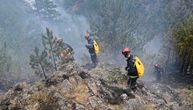Snimak požara kod Pirota: Gori suva trava, nisko rastinje i lišće