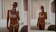 Nataša Bekvalac prigušila svetla u hotelskoj sobi i pozirala u bikiniju: Pljušte bračne ponude