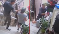 Ogavni snimci iz Splita: Tražio vode, udario ženu flašom u glavu i brutalno tukao. Prebio još jednu