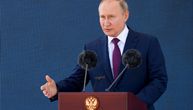 Putin: U mojoj pratnji ima zaraženih, možda ću uskoro u karantin