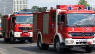 Drama u Zagrebu: Posle požara u stanu moguća eksplozija, vatrogasci spasili muškarca