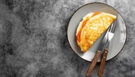 Doručak gotov za 5 minuta: Recept za omlet sa posebnim sastojkom