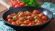 Recept za ćufte u paradajz sosu po bakinom receptu: Jelo stvoreno za uživanje