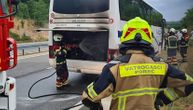 Fotke srpskog autobusa koji se zapalio kod Istre: Putnici išli za Beograd, vozač brzo reagovao