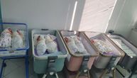 Najlepša fotografija dana: Pravi "bejbi bum" u Pasjanu na Kosmetu, za 24 sata rođeno 8 beba