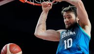 Ovo više nije ni smešno: FIBA sudija svojom greškom povredio centra Slovenije u prvoj sekundi