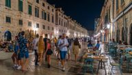 Kafić u Dubrovniku uslovljava goste da potroše 15.000 dinara: Građani šokirani, oglasio se i vlasnik
