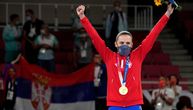 Zažmurila, pa podigla ruke: Pogledajte kako je Jovana Preković proslavila zlatnu medalju na dodeli