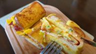 Recept za topli sendvič iz tiganja: Neodoljivi spoj kačkavalja i hrskave slaninice